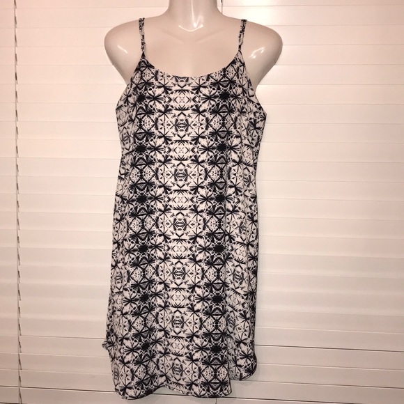 Everly Dresses & Skirts - Nordstrom Everly black and white sundress